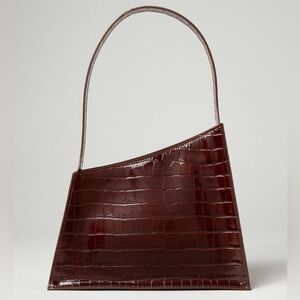 Liffner Slanted Shoulder Bag